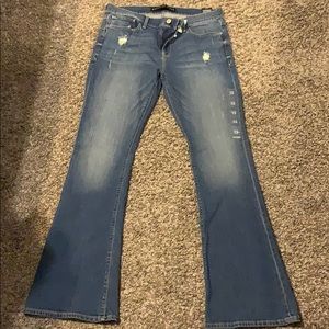 Slim flare jeans